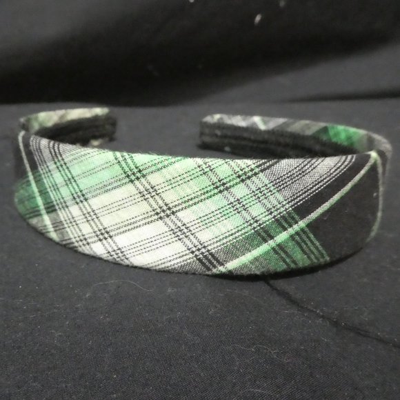 SET OF 3 Hair Accessories | 2 Hair Claw Clips | 1 Headband - Picture 3 of 10